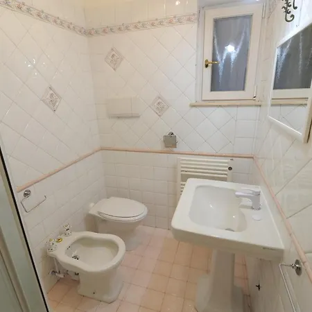 La Marina בית הארחה